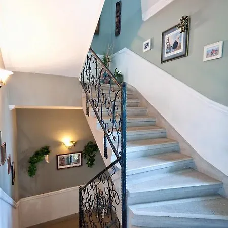 Tamasi House Apartment
